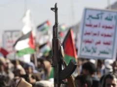 Acusan a los hutíes de posibles crímenes de guerra por privar a los civiles en Yemen de alimentos y medicinas