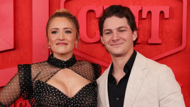 Emily Osment recordó las escenas íntimas con Montana Jordan en El joven Sheldon: “Era un niño con un peinado mullet”