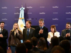 El Gobierno busca acelerar sus proyectos antes de la parálisis parlamentaria por las elecciones de EEUU y la visita del Papa