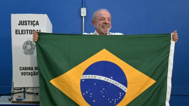 Las claves de la victoria de Lula en Brasil: la estrategia en redes y los errores que debilitaron a Flávio Bolsonaro