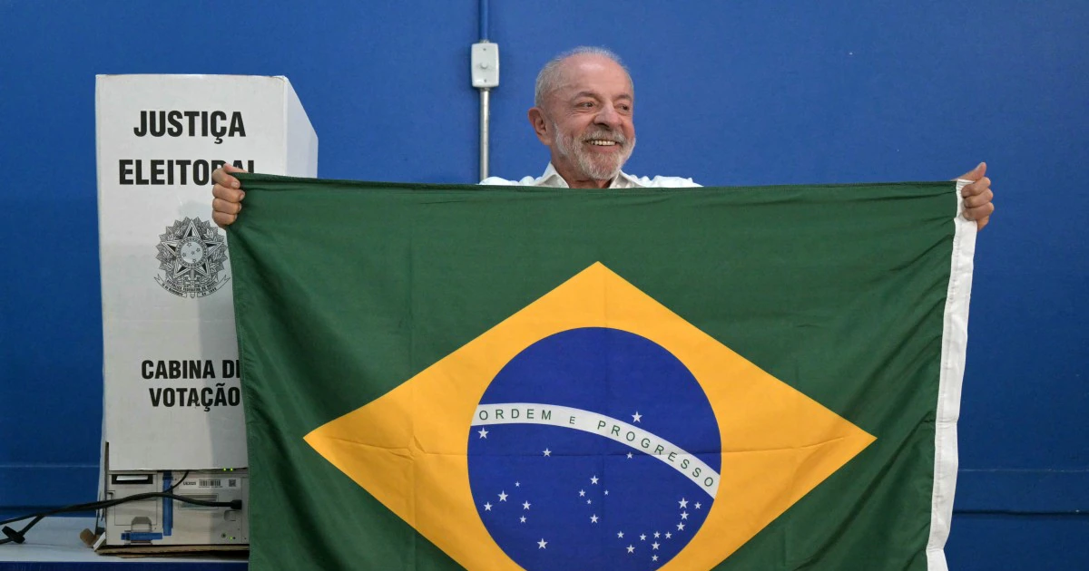 Las claves de la victoria de Lula en Brasil: la estrategia en redes y los errores que debilitaron a Flávio Bolsonaro