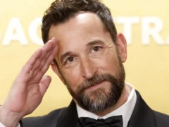 Noah Wyle fue elegido como el hombre vivo más sexy de 2026 por la revista People