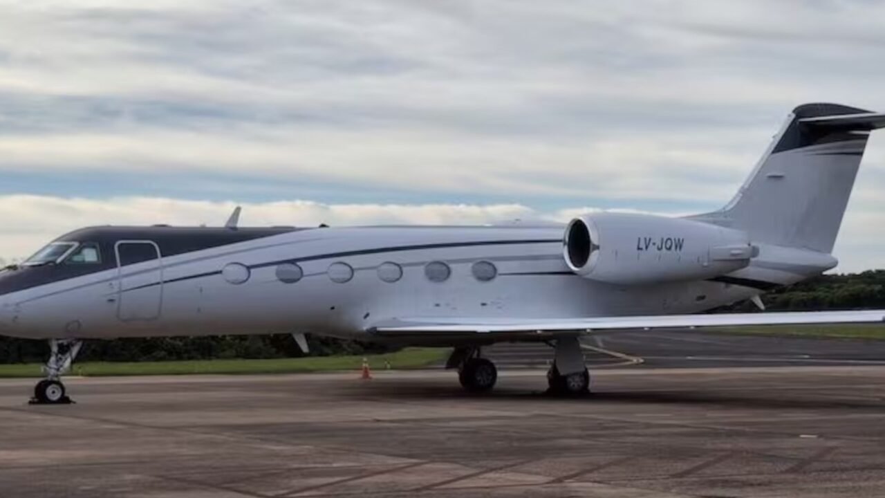 Paso a paso, cómo fue el operativo secreto en Puerto Iguazú para sacar a Flávio Bolsonaro del país
