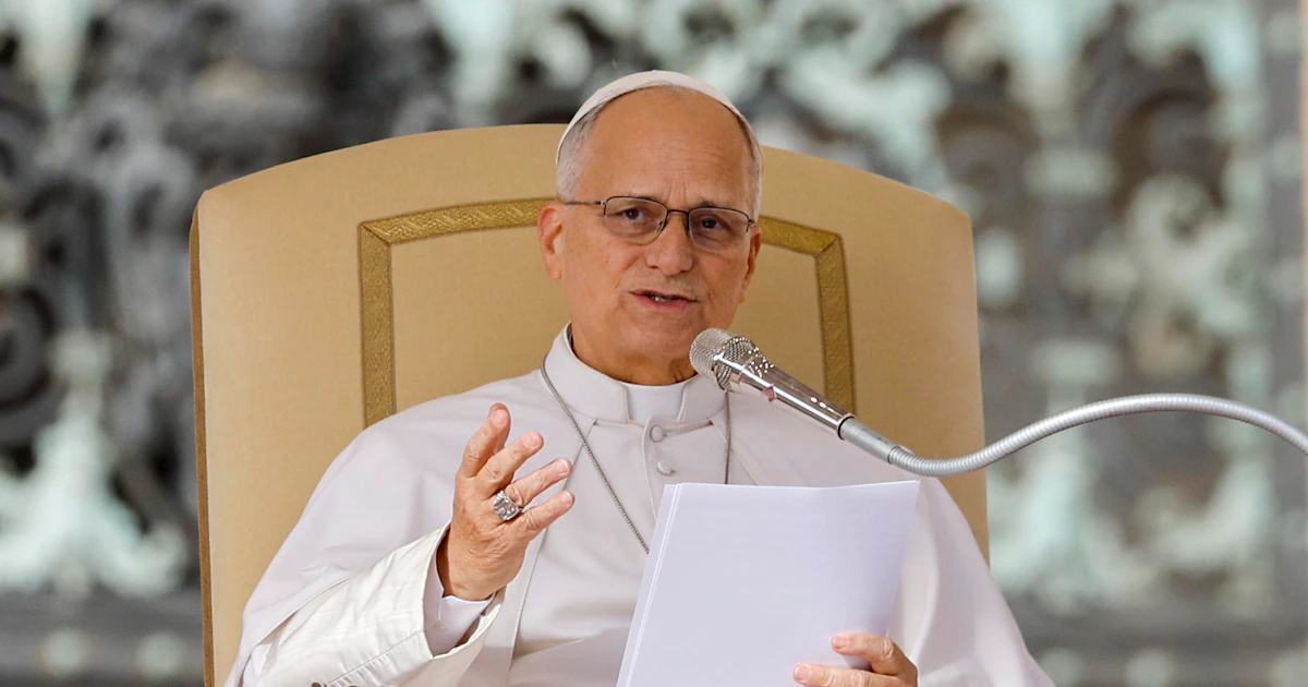 El papa León XIV señaló que los agentes de inteligencia artificial “son herramientas, no personas”
