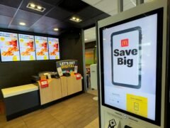 La nueva herramienta de IA de McDonald’s evaluaría cuánto están dispuestos a pagar los clientes en cada establecimiento