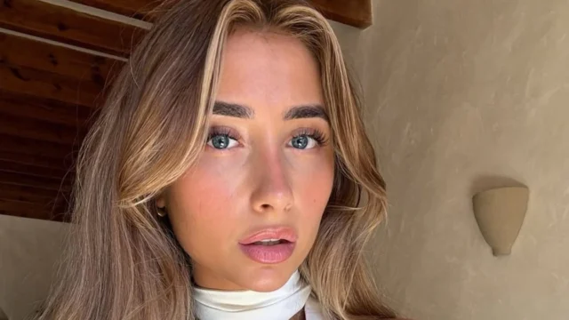 Lily Phillips lanza Lily AI, su réplica digital que responde mensajes, envía videos y ofrece conversaciones personalizadas