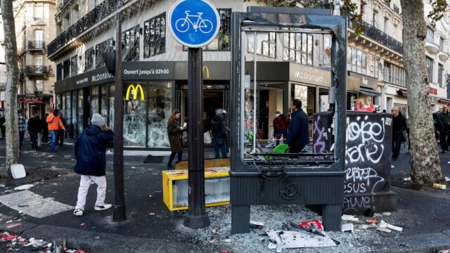 Francia impone toques de queda parciales tras un fin de semana de saqueos masivos y casi 2.400 detenidos