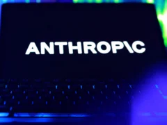Anthropic entra a la medicina: compra empresa biotecnológica que investiga la distrofia muscular y enfermedades raras