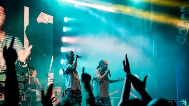 A solas con la Bersuit en Neuquén: más de 25 años de rock y la mística sigue intacta en un show «sold out»