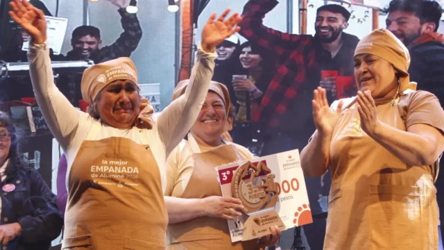 «Una cebolla bien cocida y mucho amor»: la receta de Villa Pehuenia que ganó el concurso de la mejor empanada en Aluminé