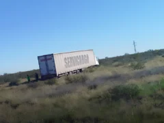 Encontraron muerto a un hombre en el interior de un camión, en Río Colorado