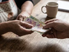 Cuánto se gana en la Argentina según el tipo de trabajo: las diferencias entre asalariados y cuentapropistas