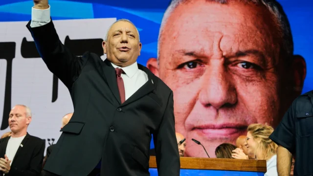 La oposición israelí busca socios para formar Gobierno tras la confirmación de que Netanyahu ganó pero no alcanzó una mayoría