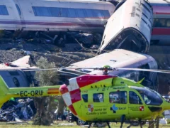 El Gobierno argentino lamentó la tragedia ferroviaria en España y habilitó un teléfono para los afectados