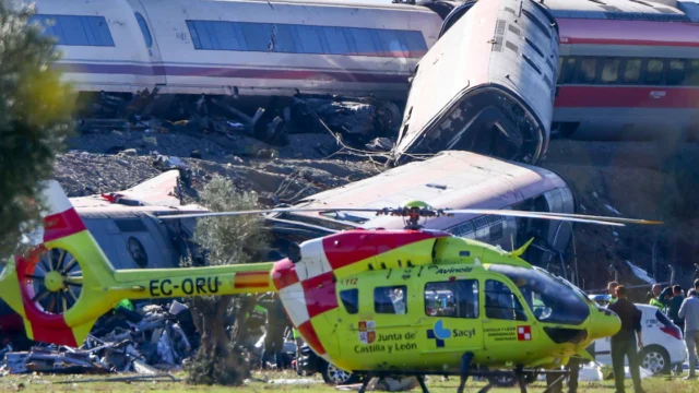 El Gobierno argentino lamentó la tragedia ferroviaria en España y habilitó un teléfono para los afectados