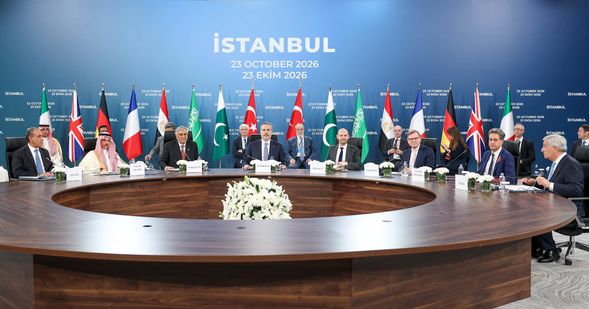Los cancilleres de ocho países piden en Estambul una salida diplomática para frenar la escalada en Medio Oriente