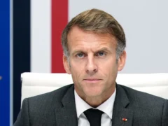 Macron se reúne con representantes estudiantiles en medio de la crisis social y las violentas protestas en Francia