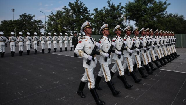 China anunció ejercicios militares conjuntos con Pakistán en la región de Xinjiang