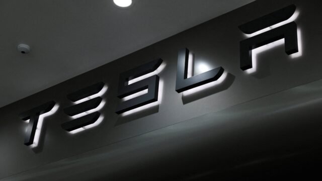 Tesla cambió el nombre de su sistema de manejo autónomo en Europa tras la presión de Alemania