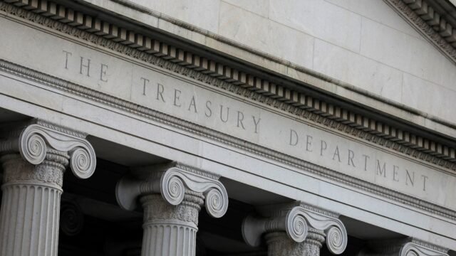 Estados Unidos registra un déficit presupuestario de USD 1,99 billones debido al aumento del gasto