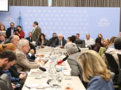 Tras ceder cambios, el Gobierno dictaminó el proyecto Malvinas y la sesión sería el 12 de noviembre