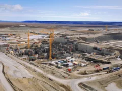 Milei contratará una empresa para controlar las obras de las represas de Santa Cruz