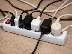 Evita conectar estos dos aparatos eléctricos a una regleta: podrían causar un incendio en casa