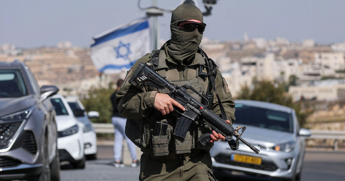 Netanyahu ordenó el cierre total de Cisjordania tras un tiroteo que dejó cinco heridos cerca de Hebrón