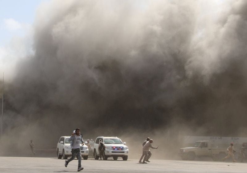 Guerra en Yemen: los hutíes atacaron el aeropuerto de Adén con dos misiles