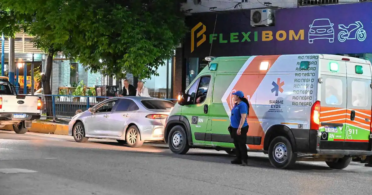 Una joven fue atropellada en pleno centro de Roca