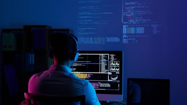 OpenAI detecta con IA dos fallas críticas de PHP antes que los atacantes: 70% de los sitios web de internet