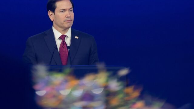 Rubio viaja a India para destrabar las negociaciones comerciales tras la suspensión de los aranceles por la compra de petróleo ruso