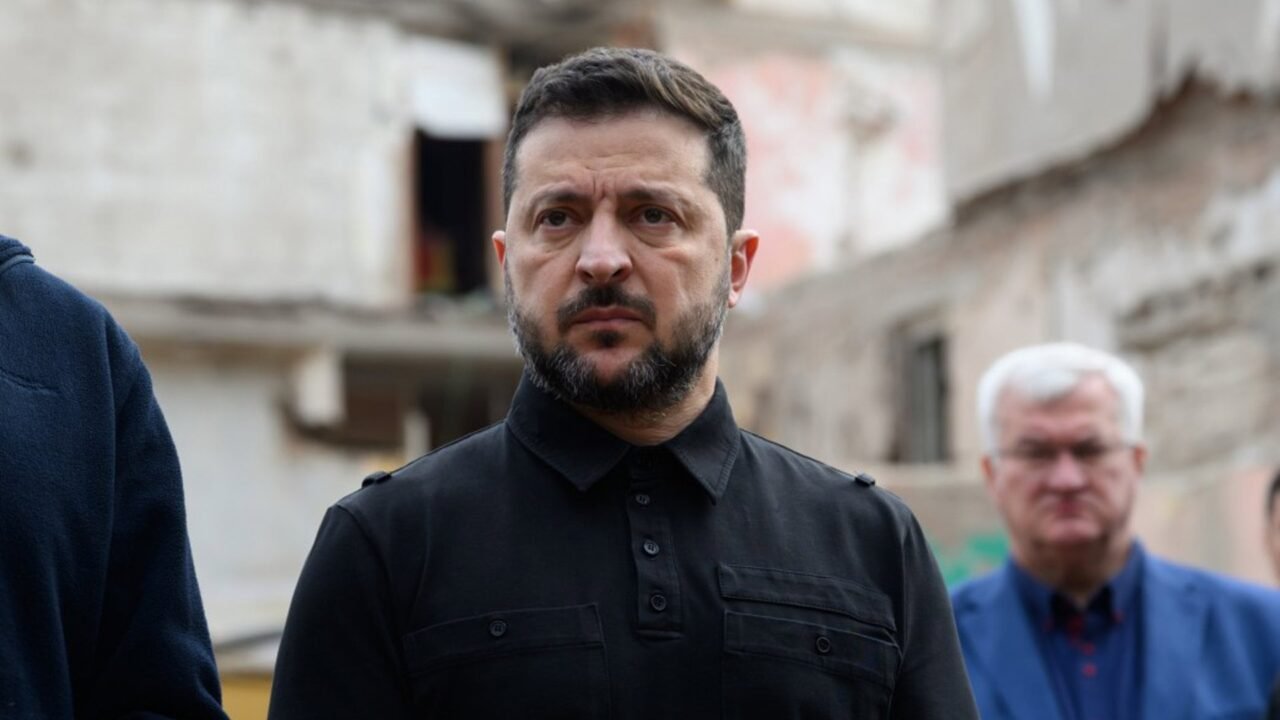 Zelensky dijo que detendrá los bombardeos contra las refinerías cuando Rusia cese los ataques a infraestructuras energéticas