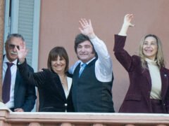 Milei bajó la orden de no pelearse con Bullrich: «Hay que abrazarla y no combatirla»