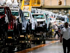 La industria sigue sin repuntar: volvió a caer en septiembre y acumula nueve meses con un balance negativo