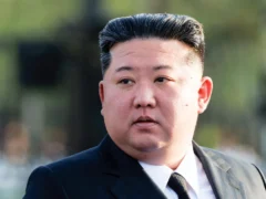 El dictador norcoreano Kim Jong-un visitó China a través de un puente recién inaugurado en Dandong