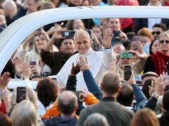 El papa León XIV no necesitará tratamiento adicional tras la operación para extirparle un adenocarcinoma del pulmón