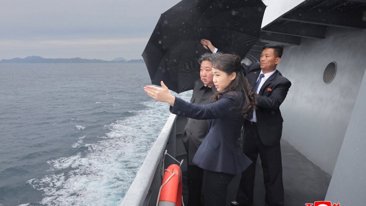 Kim Jong-un aumenta la tensión con Seúl y desplegó unidades de fuego en posiciones de tiro en la frontera intercoreana