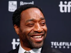 “No quiero que mi vida se convierta en publicidad”: Chiwetel Ejiofor habló sobre su privacidad y su carrera en Hollywood