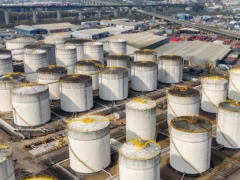 El precio del Brent subió un 4% y alcanzó su mayor precio desde mayo por la escalada en Medio Oriente