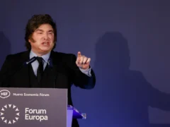 Milei aún no logró revertir cuatro décadas de caída de participación de la Argentina en el PBI mundial