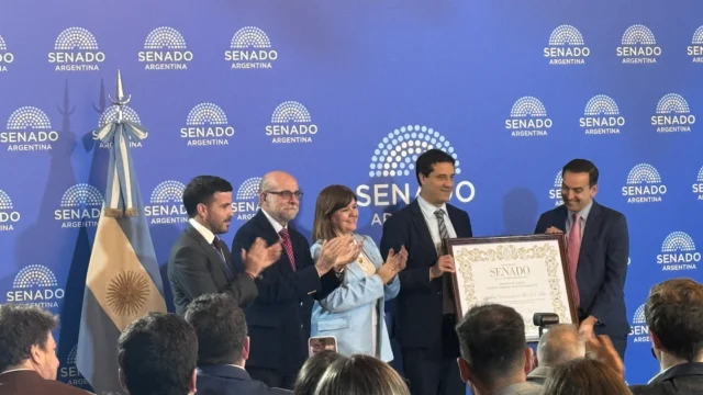 La FURP recibió la distinción «Domingo Faustino Sarmiento» en el Senado