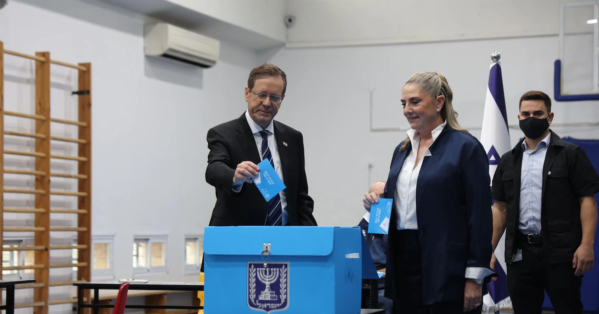 El presidente Isaac Herzog pidió a los partidos agotar las negociaciones para evitar una nueva elección en Israel