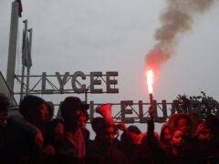 Francia se prepara para nuevas protestas estudiantiles en todo el país para exigir mejoras en las condiciones de las escuelas