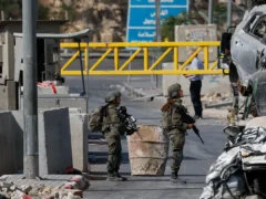 El ejército de Israel cerró los accesos a Hebrón luego del ataque terrorista que dejó dos soldados muertos
