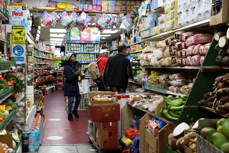 La inflación en Reino Unido sube a su nivel más alto en casi un año por la guerra en Irán