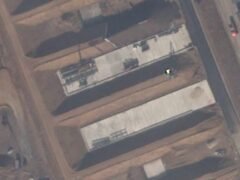 Imágenes satelitales revelaron que Rusia avanza en la construcción de una mega base para drones en Rostov