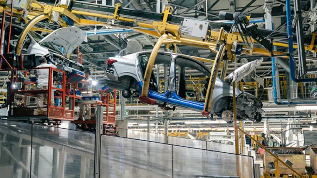 Menos demanda: la automotriz que vende las marcas FIAT, Peugeot y Citroën parará su planta de Córdoba por siete semanas