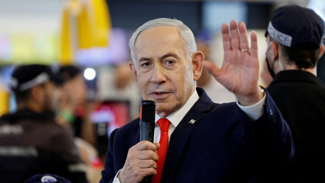 Netanyahu dijo que derrocar al régimen de Irán es la única forma de acabar con la amenaza