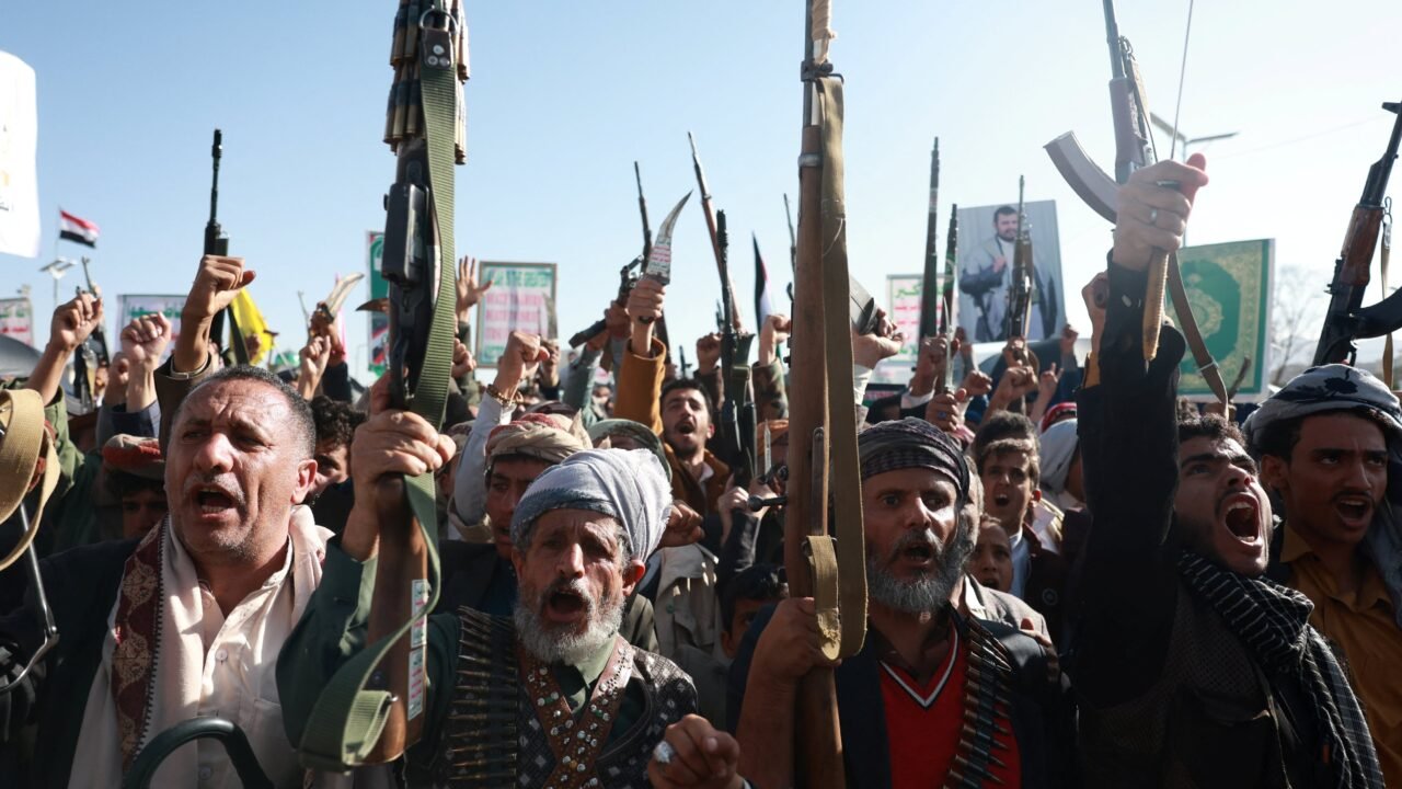 Yemen se encamina hacia otra guerra civil que podría envolver rápidamente a toda la región